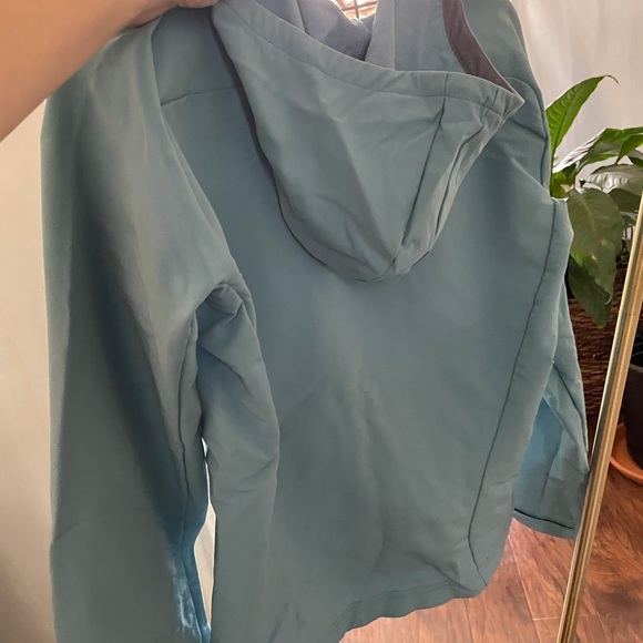 (Buy 2, Get 1) Rain Resistant Hooded Jacket - Picture 5 of 5